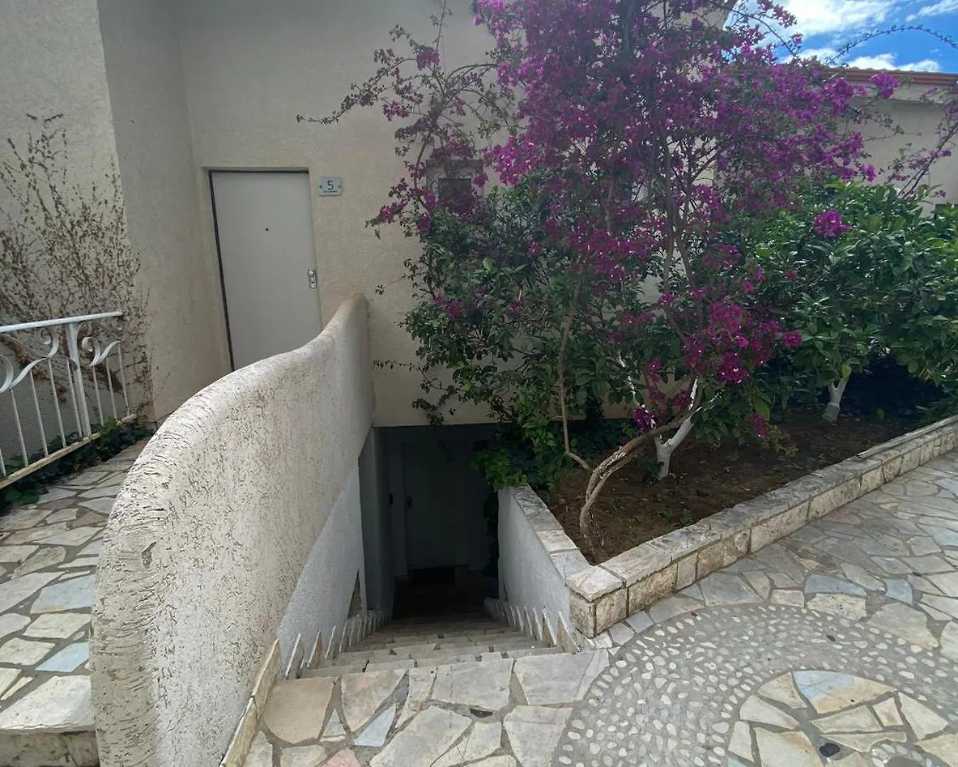 Superior Private Apartment At The Resort In Saranda